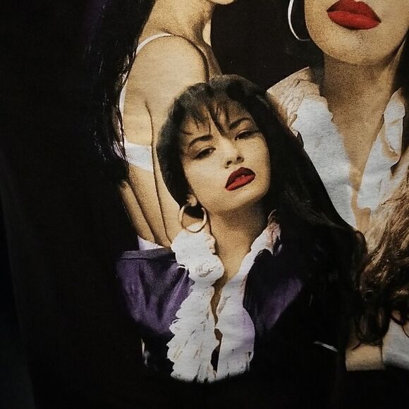 Selena tshirt - Picture 5 of 12
